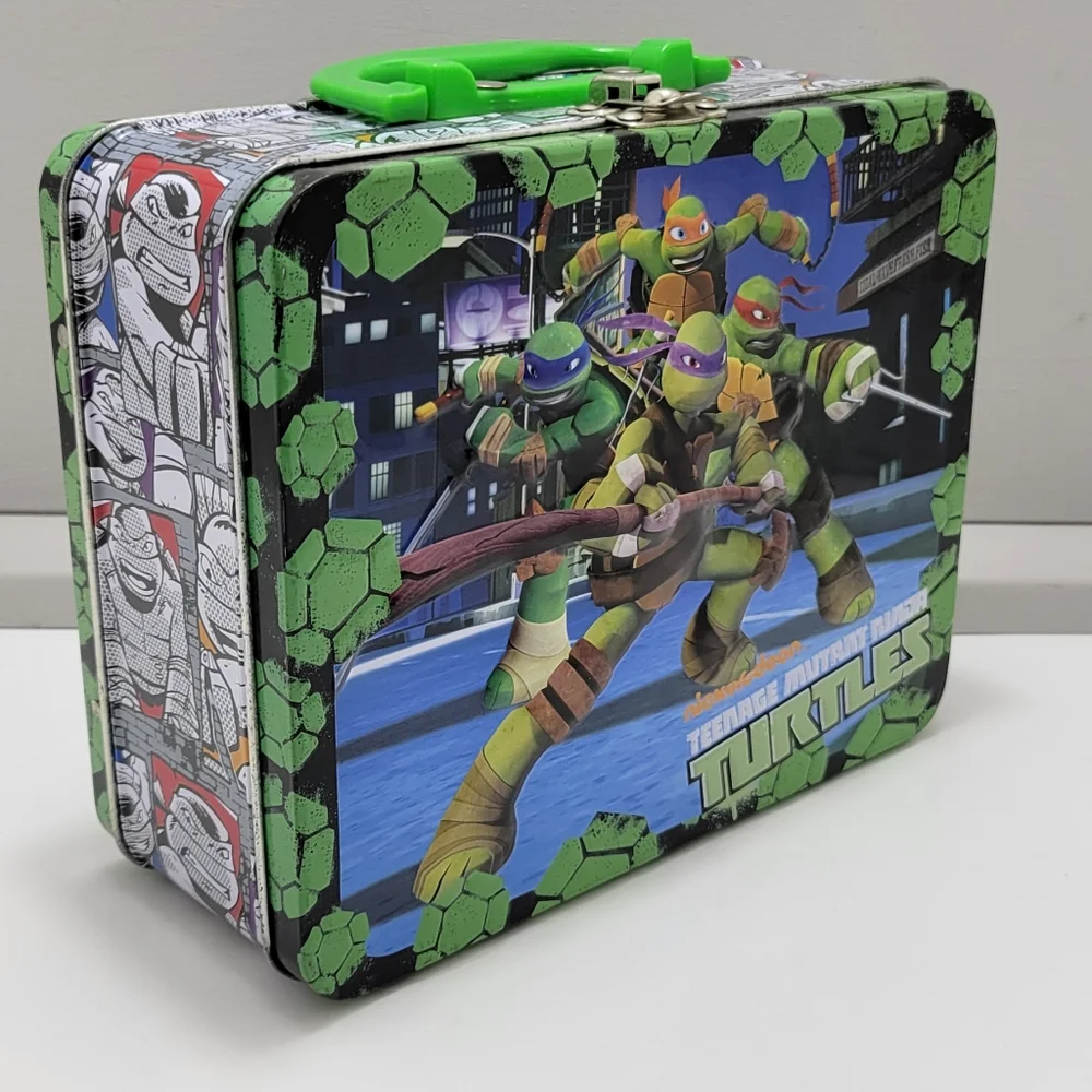 Teenage Mutant Ninja Turtles TMNT tin Metal Lunch Box